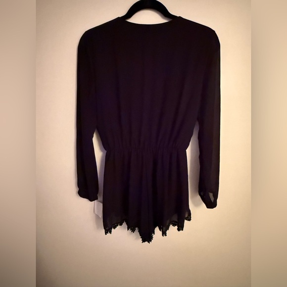 ASTR The Label Roseanne Romper - Picture 6 of 8